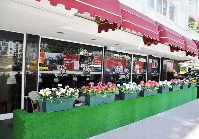 Fotos del hotel Atalla:  32