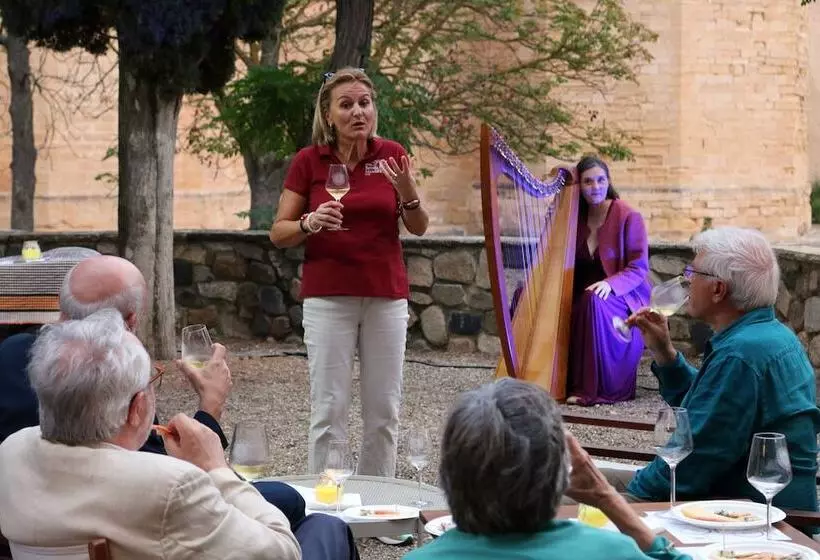 Fotos del hotel Hostatgeria De Poblet:  9