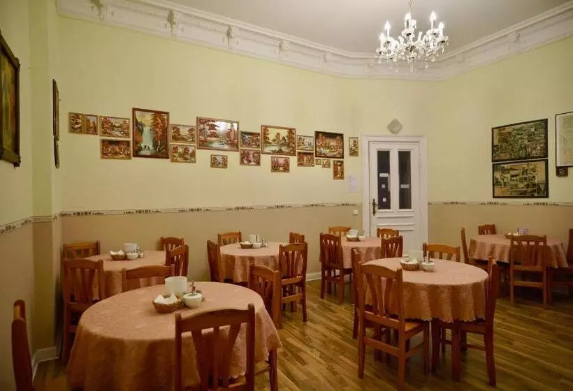 Fotos del hotel Pension Bernstein Am Kurfürstendamm:  16