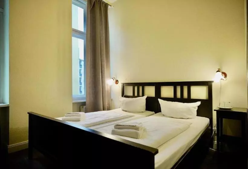 Fotos del hotel Pension Bernstein Am Kurfürstendamm:  22