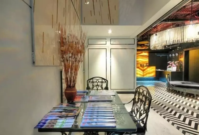 Fotos del hotel Aspira Skyy Sukhumvit 1 Sha Plus:  9