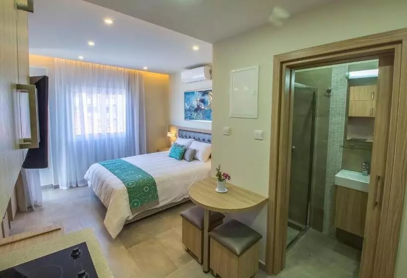 Fotos del hotel Zodiac Hotel Apartments:  2