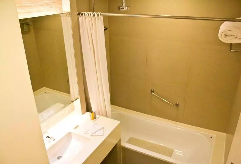 Fotos del hotel Harolds Evotel  Multiple Use:  4