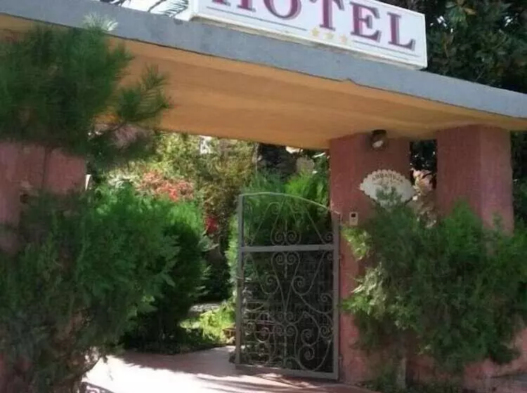 Fotos del hotel Abbaruja:  7