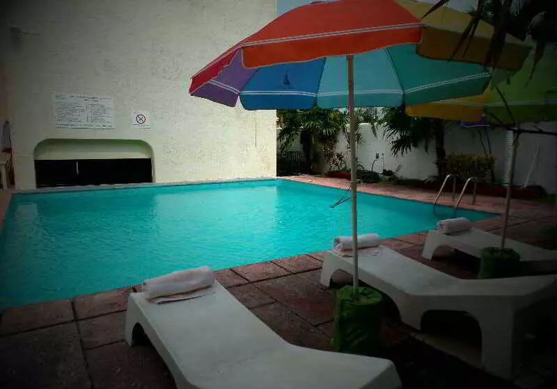 Fotos del hotel Ikaro Suites:  14