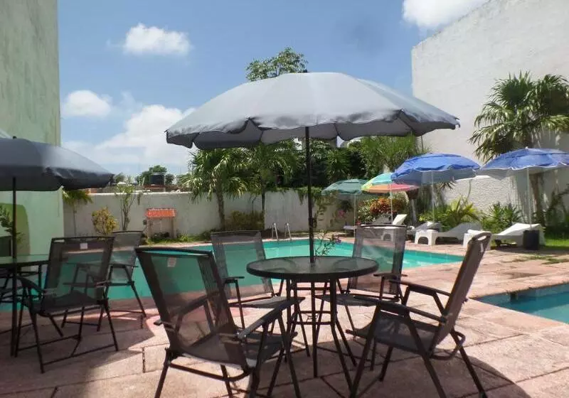 Fotos del hotel Ikaro Suites:  5