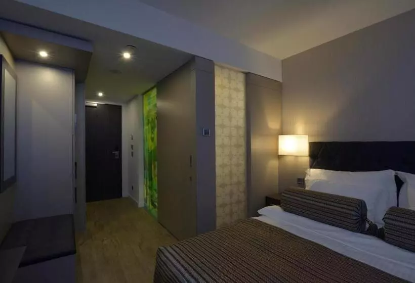 Fotos del hotel Vier Jahreszeiten Berlin City:  8