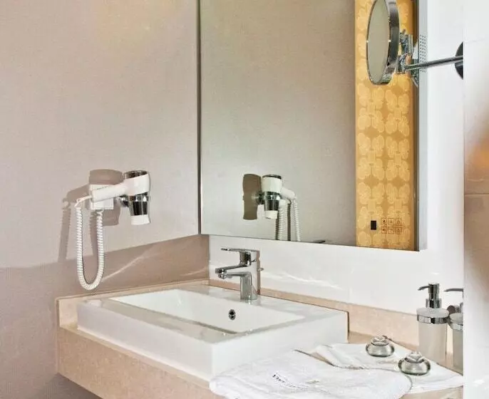 Fotos del hotel Vier Jahreszeiten Berlin City:  10