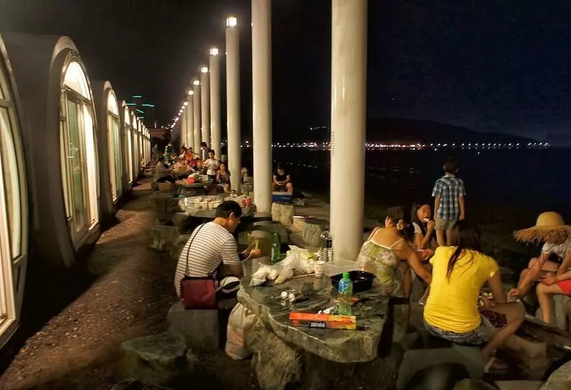 Fotos del hotel White House Beach Hotspring Resort:  8