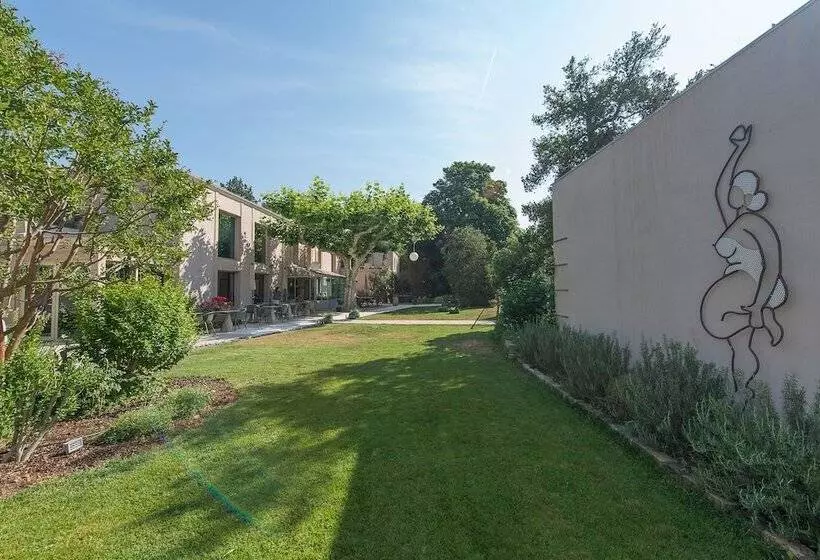 Fotos del hotel Hôtel 96:  24