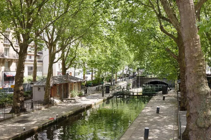 Fotos del hotel Hôtel Fabric:  8