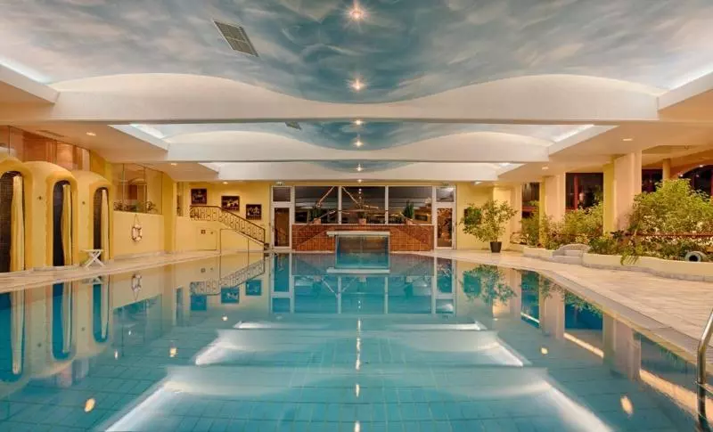 Fotos del hotel Thermenwelt Hotel Pulverer:  2