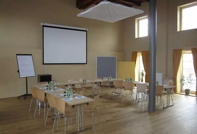 Fotos del hotel Jufa  Weinviertel  Eselsmühle:  3