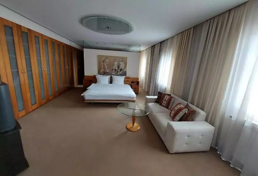 Fotos del hotel Brass:  9