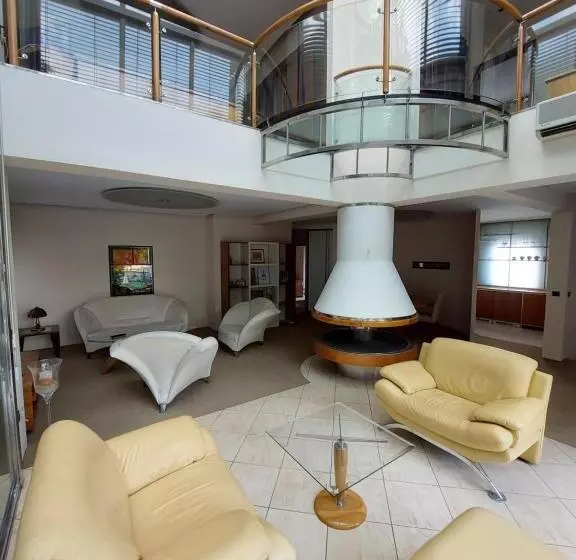 Fotos del hotel Brass:  24