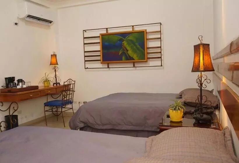 Fotos del hotel Casa Del árbol:  14