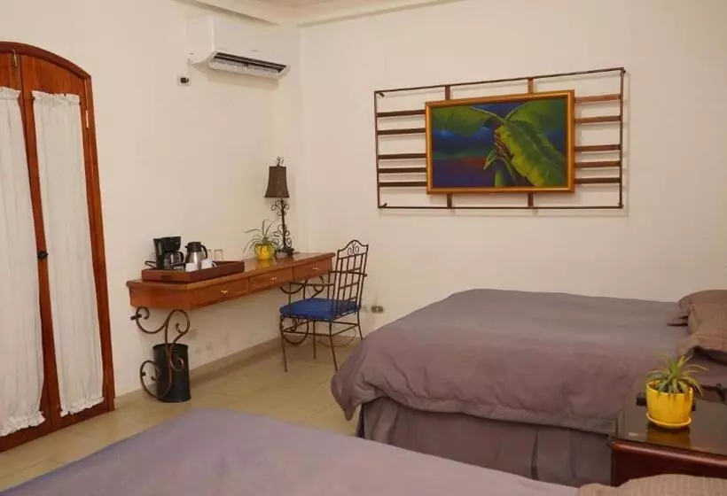 Fotos del hotel Casa Del árbol:  17