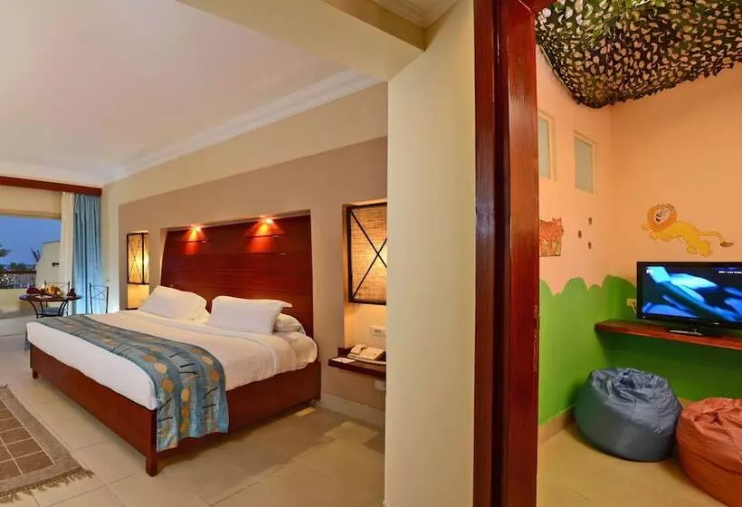 Fotos del hotel Coral Sea Holiday Resort And Aqua Park:  14