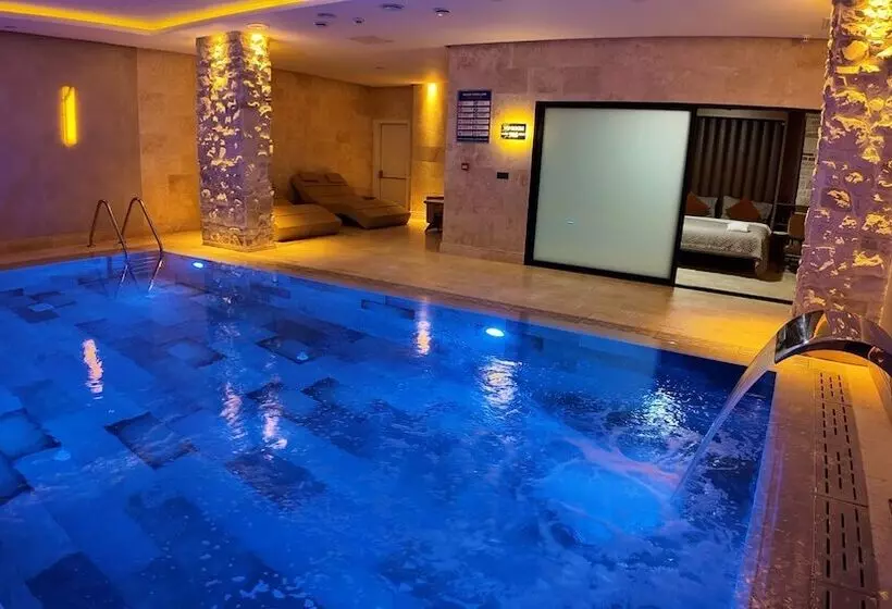 Fotos del hotel Emirtimes Hotel Tuzla:  5