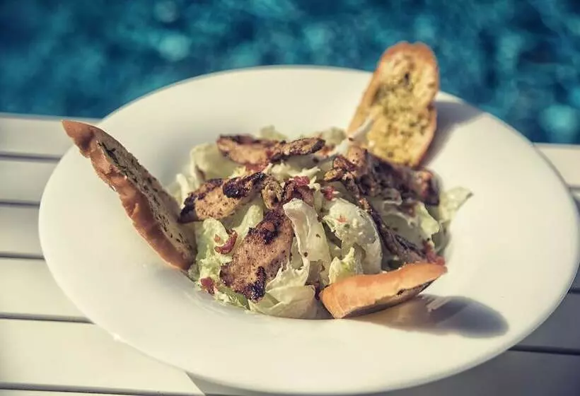 Fotos del hotel Pledge3:  9