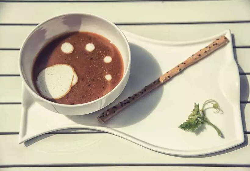 Fotos del hotel Pledge3:  5