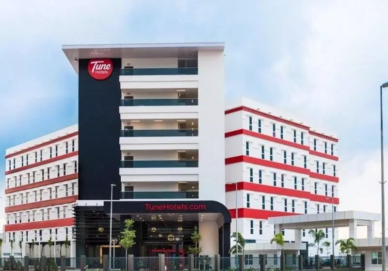 Tune  Kliaklia2, Airport Transit