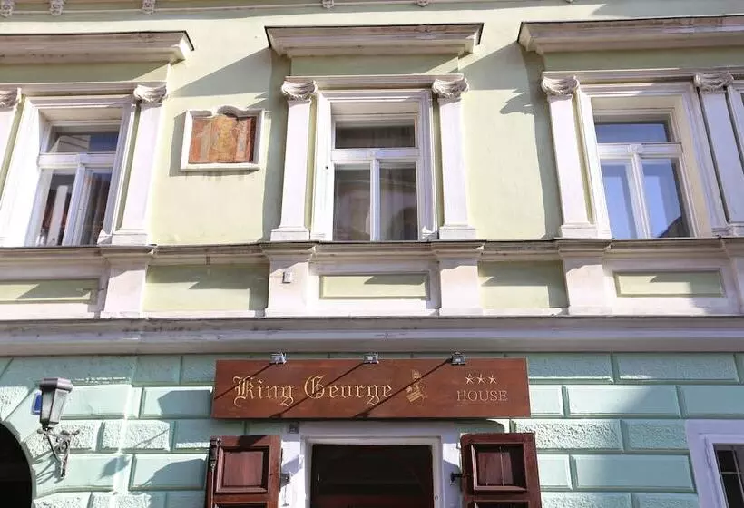 U Cervene Zidle  Red Chair