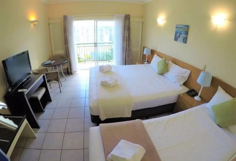 Fotos del hotel Crystal Garden Resort & Restaurant:  11