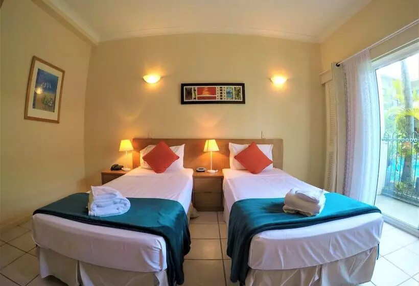 Fotos del hotel Crystal Garden Resort & Restaurant:  6