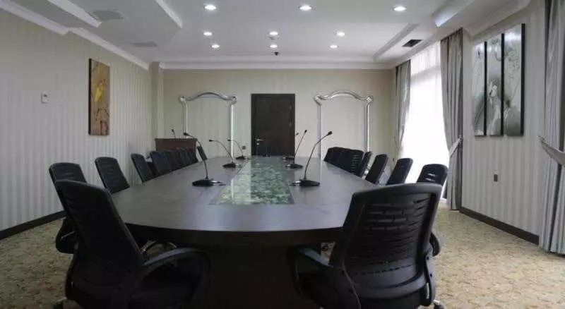 Fotos del hotel De Luxe:  6