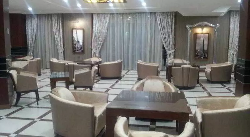 Fotos del hotel De Luxe:  3