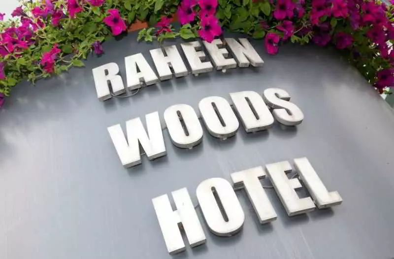 Fotos del hotel Raheen Woods:  1