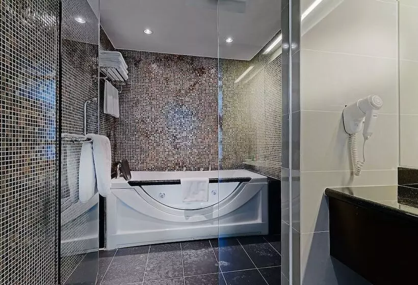 Fotos del hotel Sixty3:  4