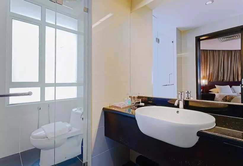 Fotos del hotel Sixty3:  10