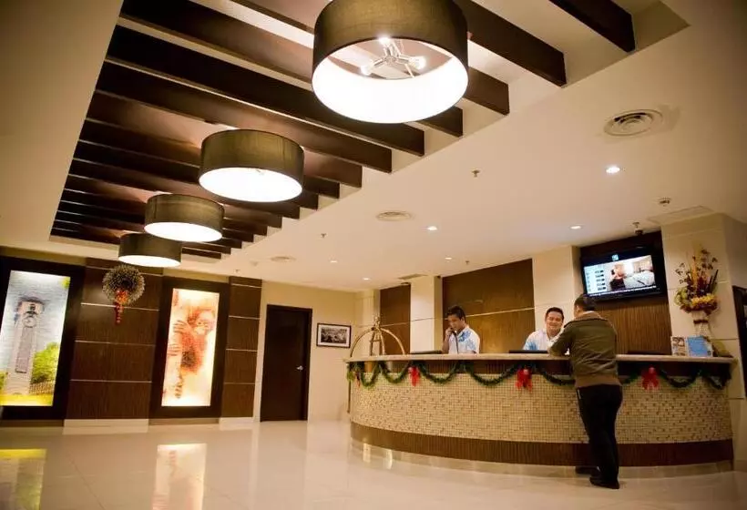 Fotos del hotel Sixty3:  3