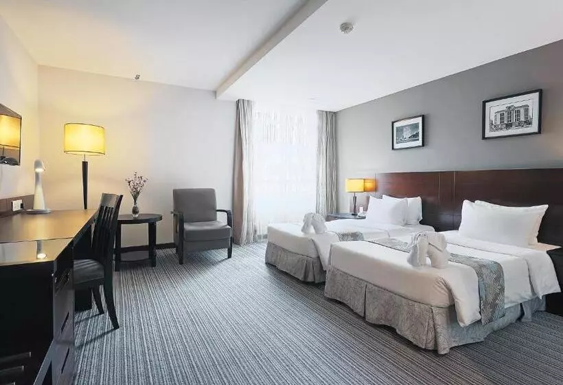 Fotos del hotel Sixty3:  2