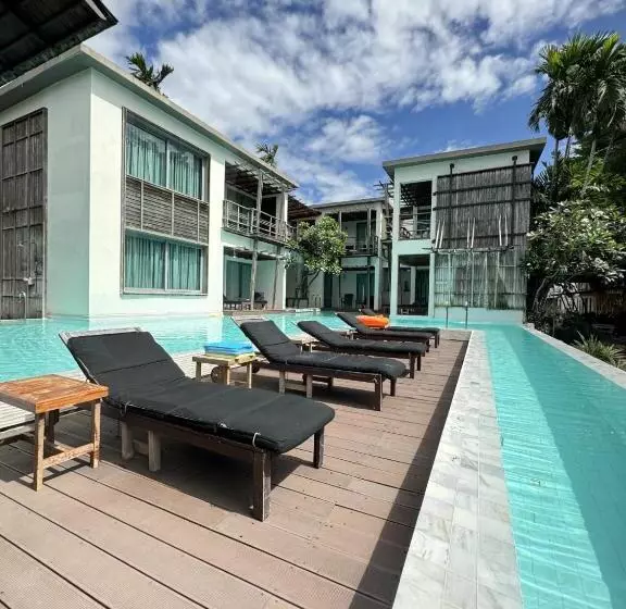 Fotos del hotel Paragon Inn:  13