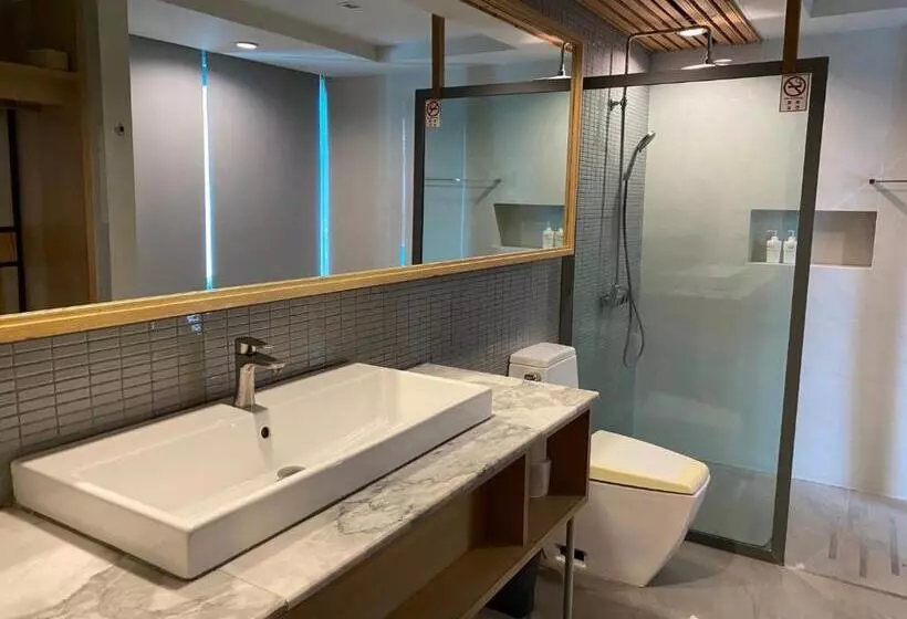 Fotos del hotel Paragon Inn:  5