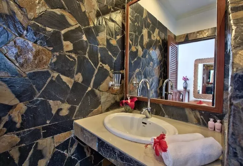 Fotos del hotel Crystal Bay Beach Resort:  17