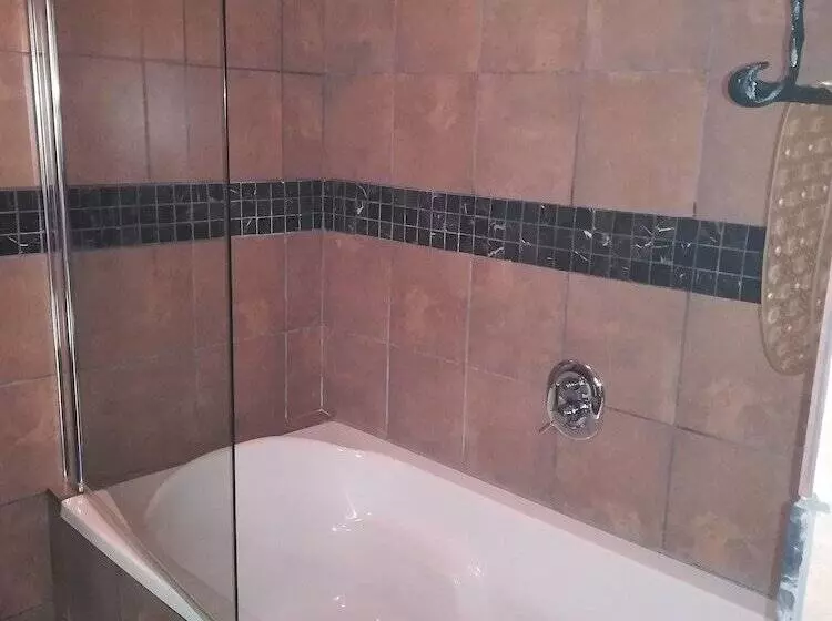 Fotos del hotel 24 Onvrey 3 Star Guest House:  20