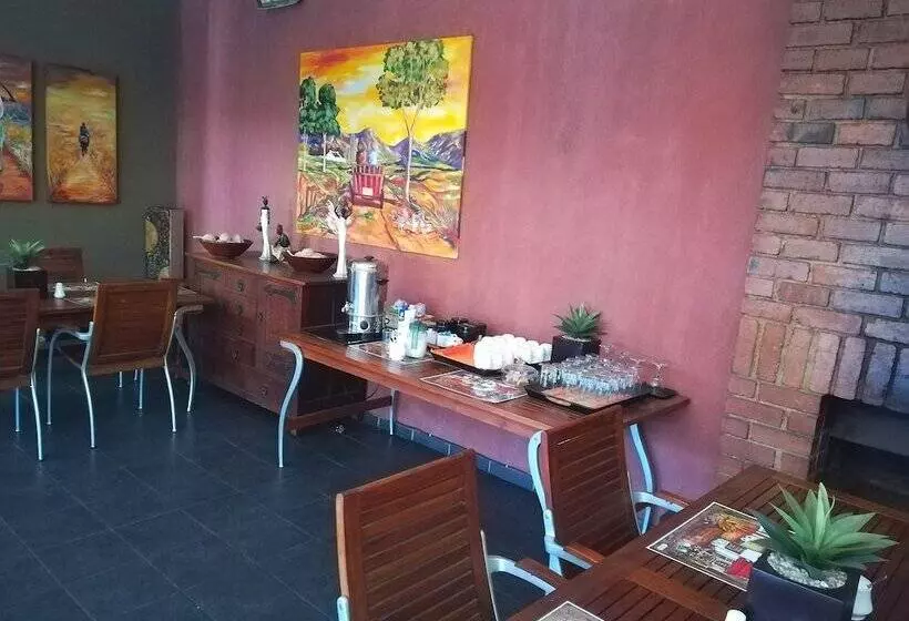 Fotos del hotel 24 Onvrey 3 Star Guest House:  4