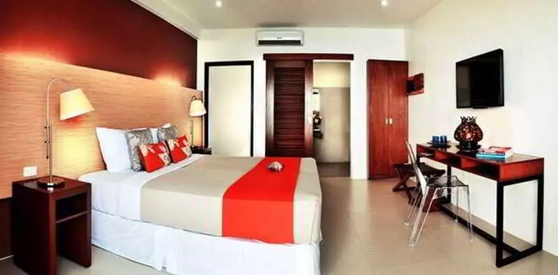 Aiyanar Beach And Dive Resort