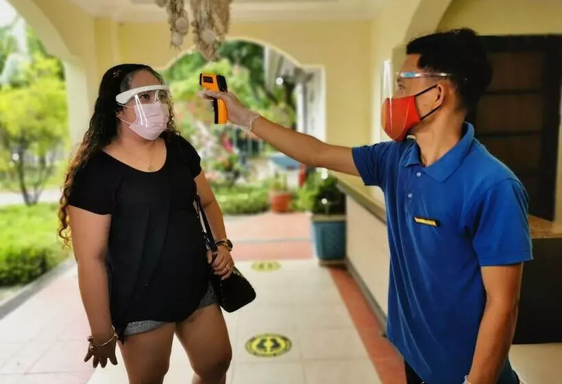 Fotos del hotel Cebu Hilltop:  7