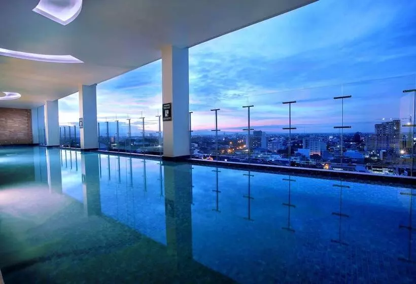 Fotos del hotel Aston Makassar Hotel & Convention Center:  9