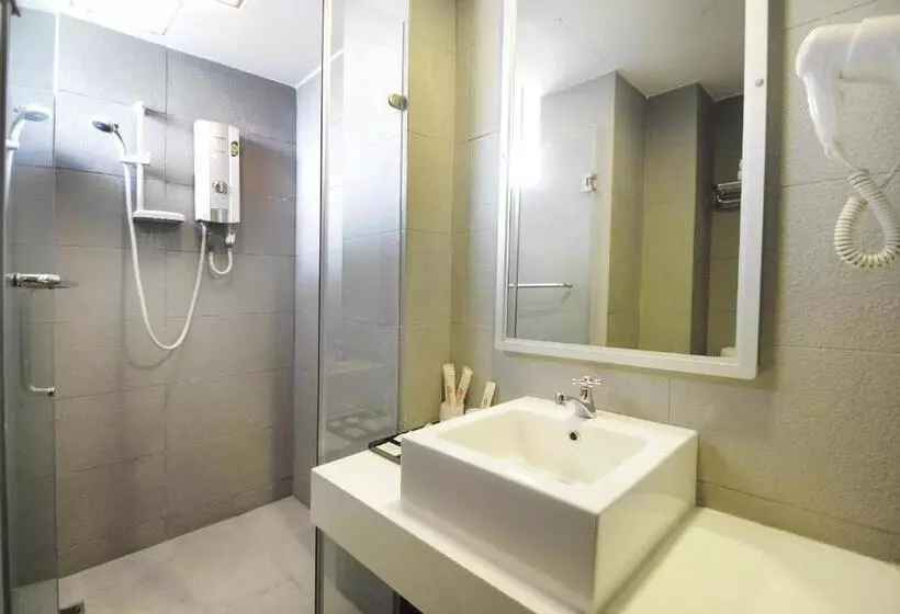 Fotos del hotel Celyn City Hotel:  10