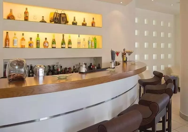 Fotos del hotel Delina Mountain Resort:  10