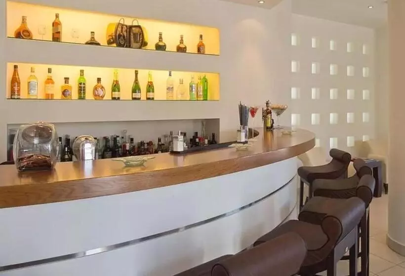 Fotos del hotel Delina Mountain Resort:  5