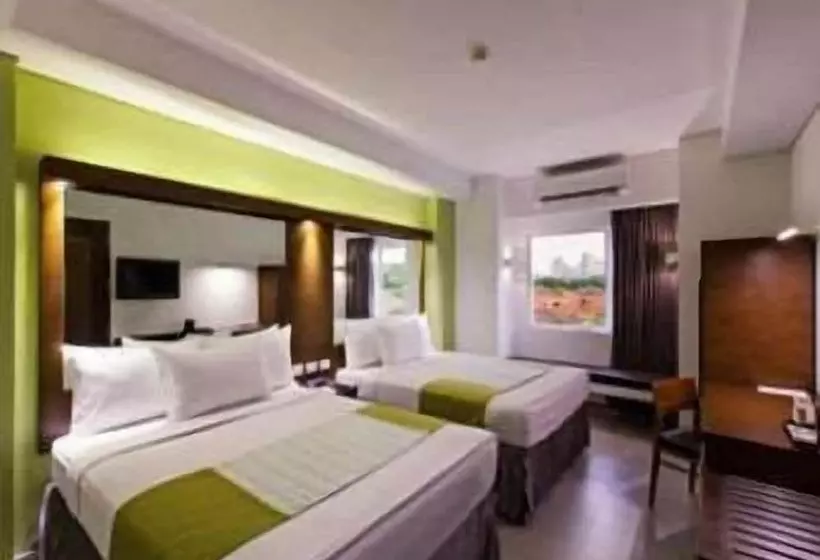 Fotos del hotel Microtel By Wyndham Acropolis:  24