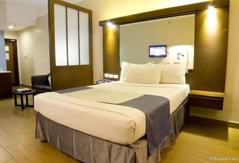 Fotos del hotel Microtel By Wyndham Acropolis:  6