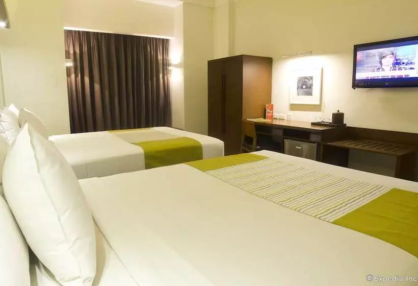 Fotos del hotel Microtel By Wyndham Acropolis:  22